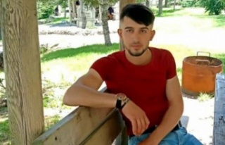 Denize giren iki gençten biri boğuldu, biri yoğun...