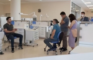 Dereceye girip AÜ’yü tercih edenlere aylık 3...