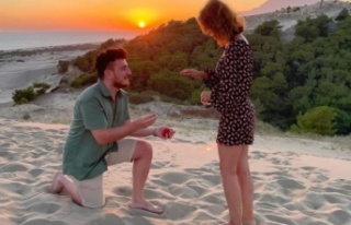 Evlilik teklif edeceği esnafa olay yerinden geçen...