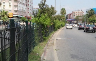 Motosiklet kazasında ağır yaralanan gençten 4...