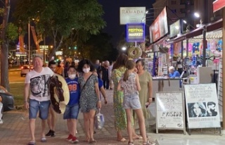 Turizm canlandı, esnafının yüzü gülmeye başladı