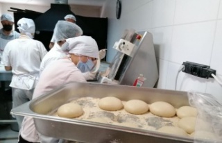 Afet bölgesine pideler özel bireylerden