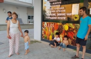 Alanya'da 4 yaşındaki çocuk ailesini yanmaktan...