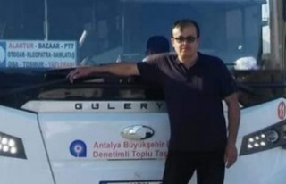 Alanya'da halk otobüsü şoförü kalbine yenildi