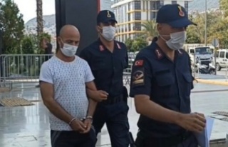 Alanya'da kadınları taciz eden cinci hoca tutuklandı