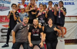 Alanya Belediyespor kürsüyü yine kapattı