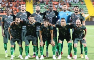 Alanyaspor, İstanbul'da sahne alıyor