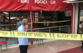 Antalya’da pompalı tüfekli kuyumcu soygunu