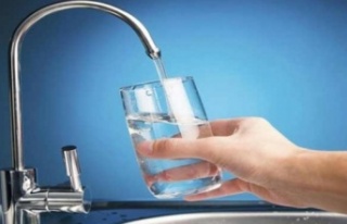 Günde en az iki buçuk litre su tüketilmeli