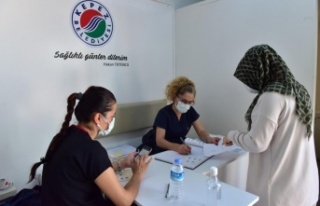 Mobil Aşı Merkezi’nde bin 393 kişi aşılandı