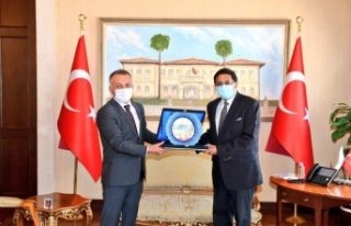 Vali Yazıcı: "Antalya için Hint düğünleri...