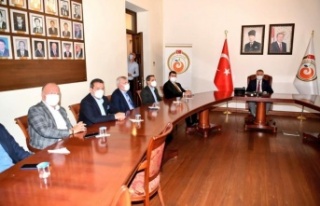 Vali Yazıcı, başkanlığında yardım kampanyası...