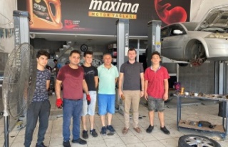 Akpartili gençlerden yarının ustalarına ziyaret