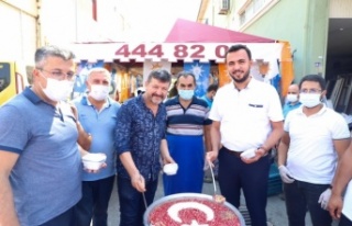 Alanya AK Parti’den sanayi esnafına aşure ikramı