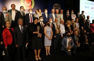 Antalyalı gazetecilere ödülleri verildi