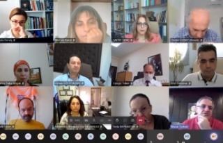 AÜ’de Korona virüse yakalanıp okula gelemeyen...