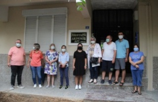 Dairesini çöp eve çevirdi, apartman sakinlerini...