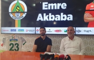 Emre Akbaba yine yeniden Alanyaspor'da