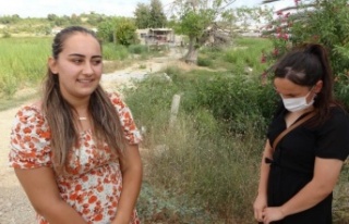 Garsonluk yaptıkları otelde çöpe atılan yemeklerle...