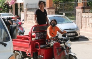 Hırsızlık şüphelisi kamyoneti bırakıp kaçtı,...