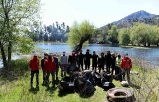 İçme suyu kaynağında sualtı ve çevre temizliği...