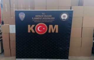 Kaçak sigara operasyonu: Binlerce boş ve tütün...