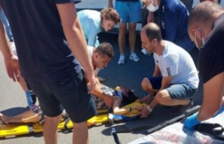 Kamyonun çarptığı elektrikli bisiklet sürücüsü...