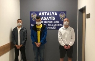 Kiralık araca sahte plaka takıp, önce sattılar...