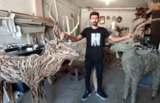 Lodosun sürüklediği dalları sanata dönüştürüyor