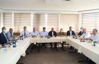 Muhtarların taleplerine Ak Parti'den hızlı...