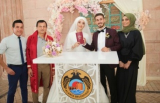 Rüya gibi bir düğünle evlendiler