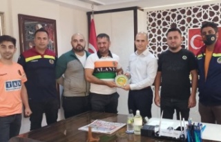 Şimşeklerden Patat'a hayırlı olsun ziyareti