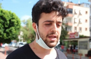 Sokakta köpeklerini gezdiren üniversite öğrencisine...