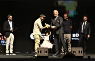 58. Antalya Altın Portakal ödülleri sahiplerini...