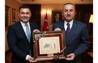 Başkan Yücel, Bakan Çavuşoğlu'nu makamında...