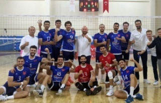 Alanya Belediyespor liderliğe oturdu