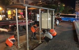 Alanya'da 25 metrelik yola kapalı durak