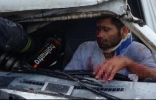 Alanya yolundaki zincirleme kazada can pazarı