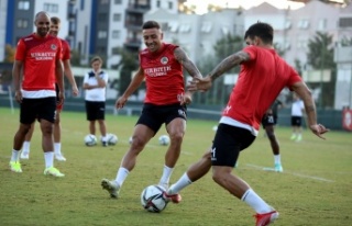 Alanyaspor yeniden başladı