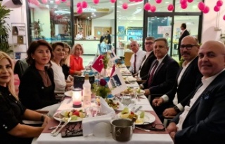 ALSİAD’dan Cumhuriyet yemeği