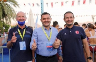 Başkan Yücel Triatlon Federasyonu’nun yönetimine...