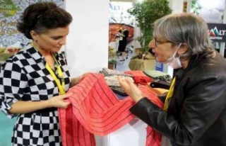 İpek böceğine zarar vermeden iplik ürettiler