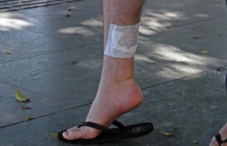 Kızına balon almak isterken köpeğin saldırısına...