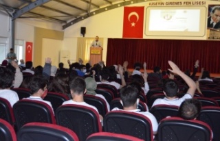 Lakadamyalı tecrübelerini öğrencilerle paylaştı