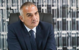 Mehmet Nuri Ersoy: TL’nin değer kaybı turizmi...
