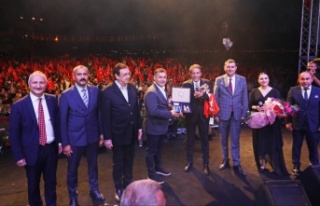 MHP'den cumhuriyet şöleni