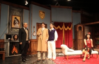 Yoldan çıkan oyun prömiyer yaptı