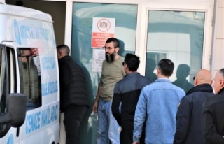 1.5 yaşındaki çocuk balkondan düşerek hayatı...