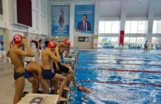 Alanya'da düzenlenen Türkiye Yüzme Federasyonu'na...