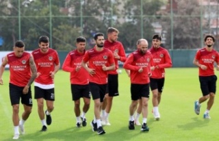 Alanyaspor’da yeni hedef Rize’den 3 puan almak